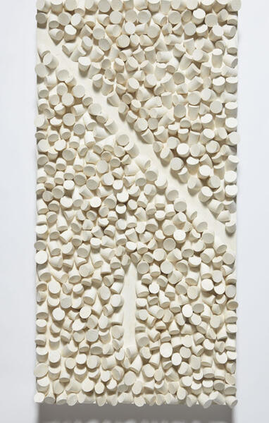 Sergio Camargo, Relief No. 161-4, 1964, Painted wood relief, 48 x 26  x 5.5 inches (121.9 x 66 x 14  cm) LOT 173