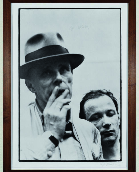Joseph Beuys (*1921 - 1986) Para Blinky sin año Offset sobre papel según unafotografía de D. M. Marcovicz Colección del Deutsche Bank