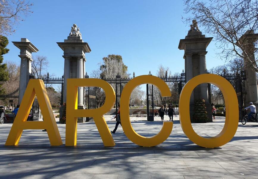 ARCOmadrid 2020: THIRD DAY, AT THE FAIR AND ON THE STREET