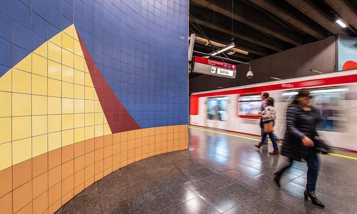 ARTISTS FROM ACROSS CHILE CAN BE PART OF THE LARGEST PUBLIC ART CIRCUIT ON THE FUTURE METRO LINE 7