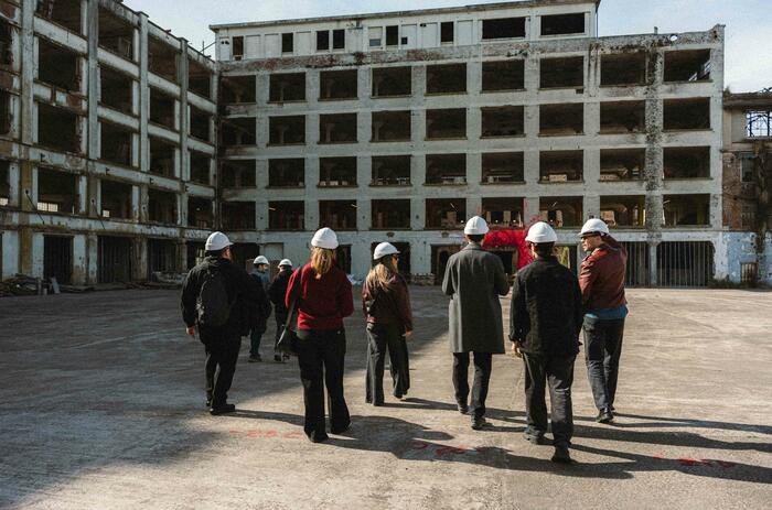 SITE-SPECIFIC OPEN CALL AT PALACIO MOLINA: FINAL WEEKS TO APPLY