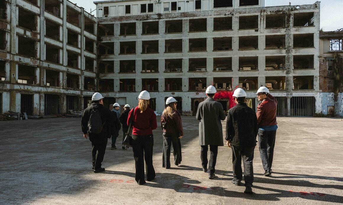 SITE-SPECIFIC OPEN CALL AT PALACIO MOLINA: FINAL WEEKS TO APPLY