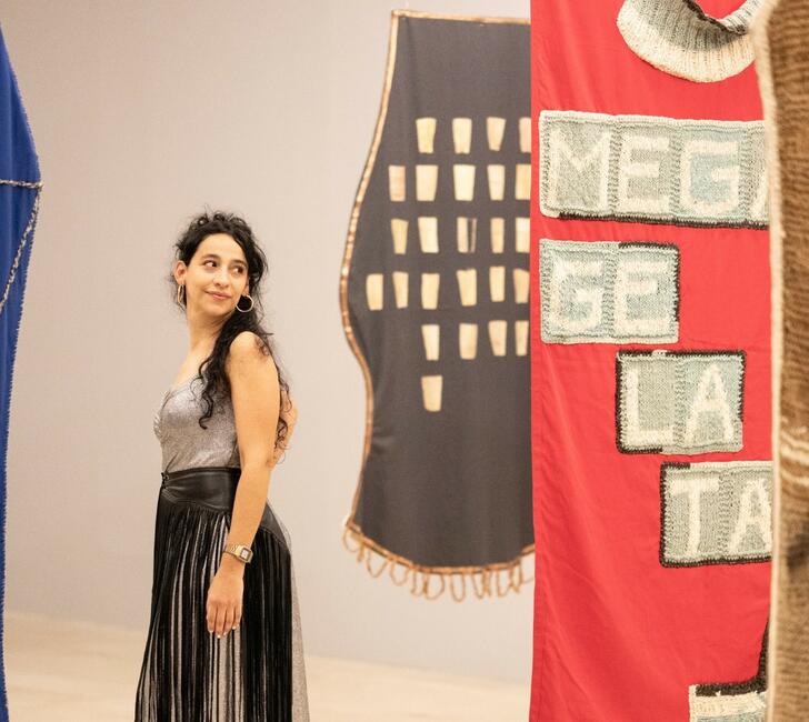 BETWEEN THREADS AND MEANINGS: THE WOVEN WORDS OF LUCRECIA LIONTI 