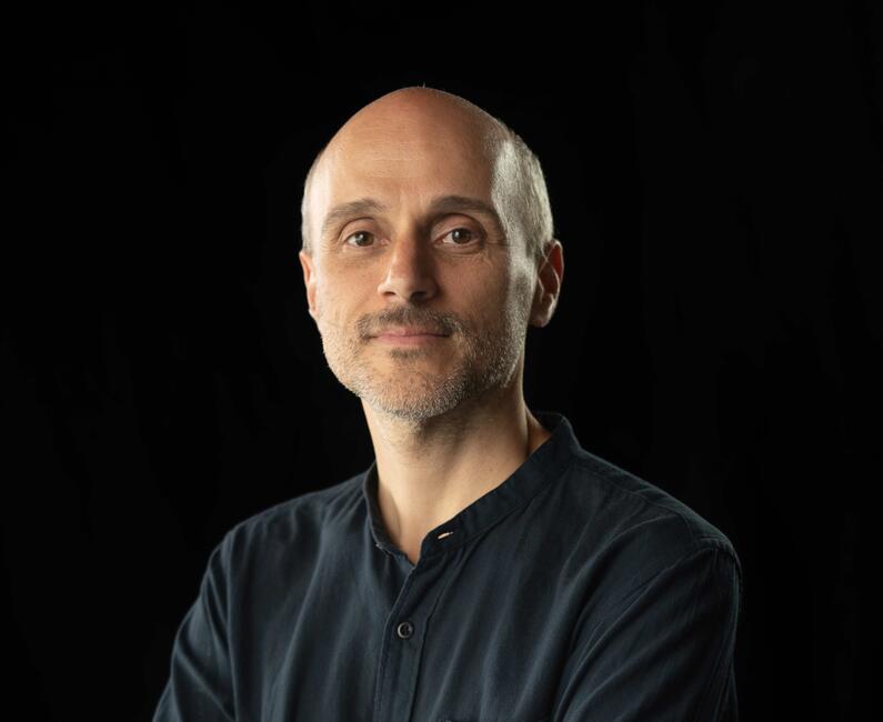 THYAGO NOGUEIRA: “INSTITUTIONS EXIST FOR ARTISTS”