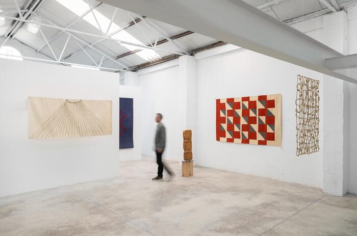 ELLITSGAARD DIALOGUES WITH THE GEOGRAPHIES OF TEXTILE IN MEMORIA