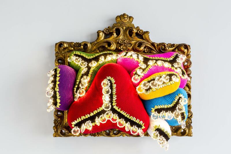 JOANA VASCONCELOS IN SÃO PAULO: BETWEEN DIOR AND MYTHOLOGY 