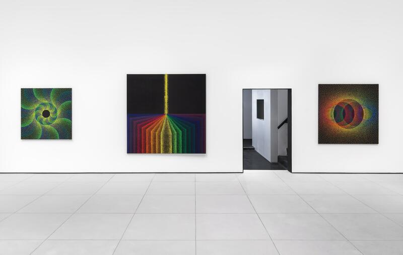 JULIO LE PARC EXPLORES LIGHT, MOVEMENT AND PERCEPTION IN THE EXHIBITION ENCUENTROS VISUALES