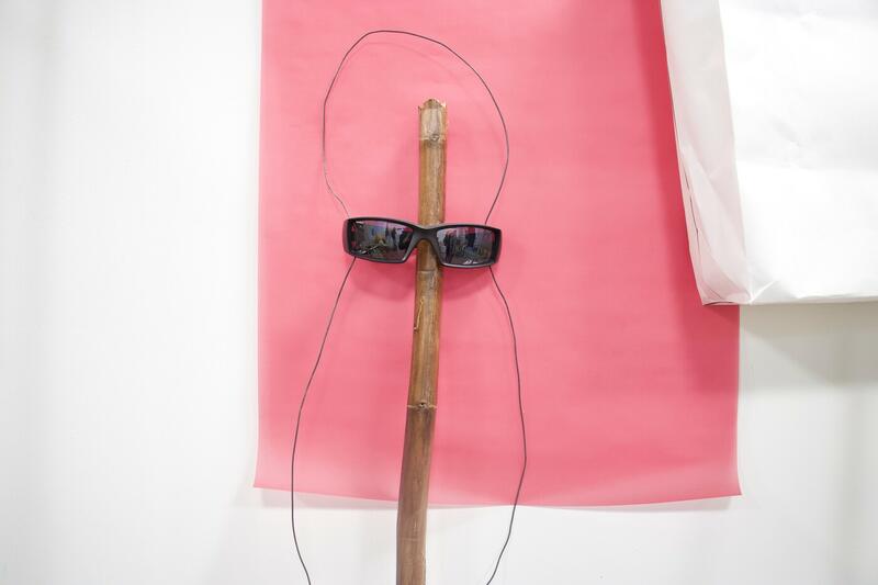 THE OSCILLATION BETWEEN REALITY AND FICTION AT THE GALERIE JOCELYN WOLFF