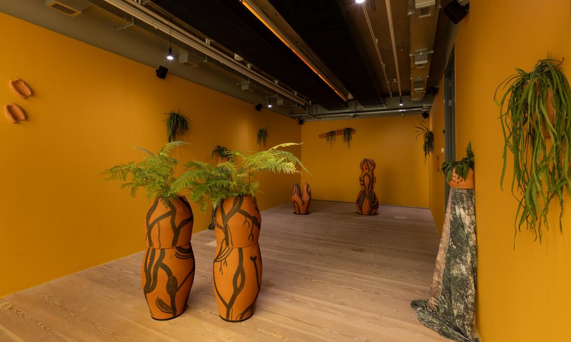 AT THE INTERSECTION OF SCIENCE AND POETICS: LUCÍA PIZZANI IN THE UNITED KINGDOM