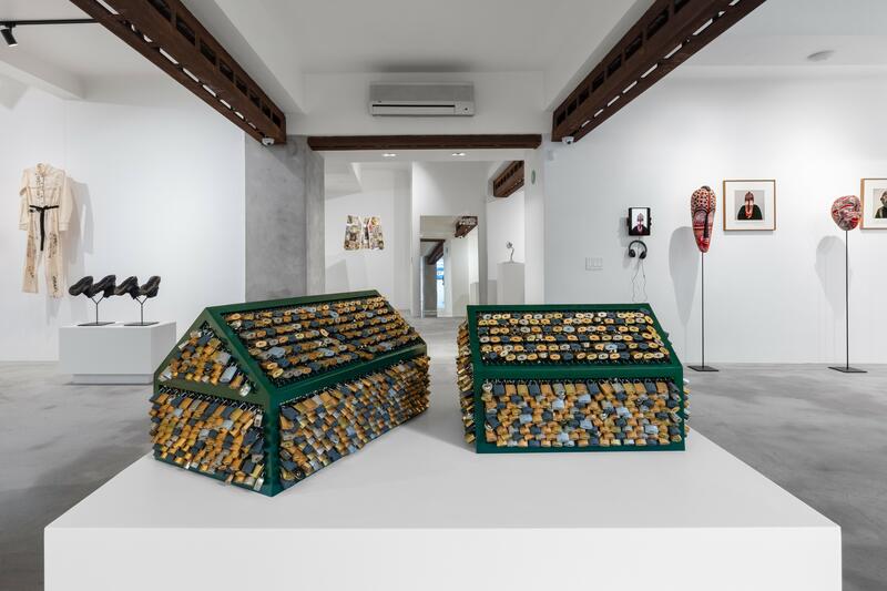 A REFLECTION ON LANGUAGE AND MATERIALITY AT GALERÍA ANA TEJEDA 