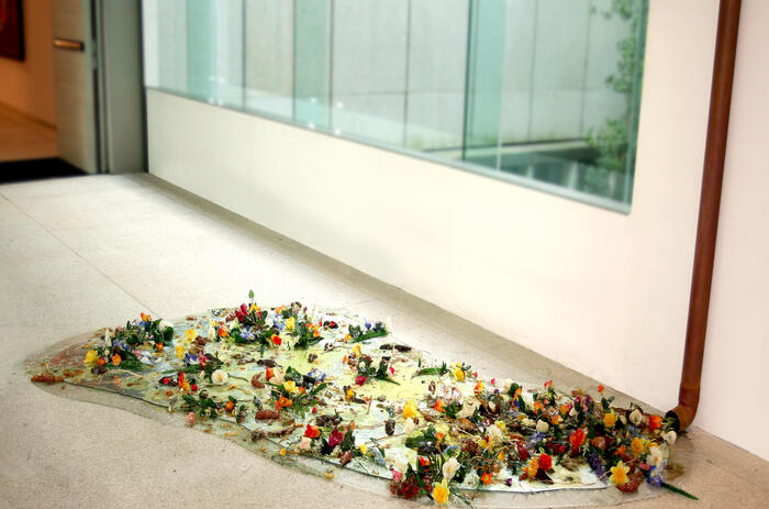 " El Desagüe" 2010 11.50' x 9' x 8.25' plexiglass mirrored & clear, PVC pipe, clear resin, food, artificial & real flowers, papier mache " El Desagüe" 2010 11.50' x 9' x 8.25' plexiglass mirrored & clear, PVC pipe, clear resin, food, artificial & real flowers, papier mache