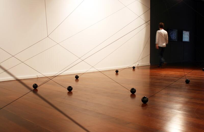 _Drawing, out of control_