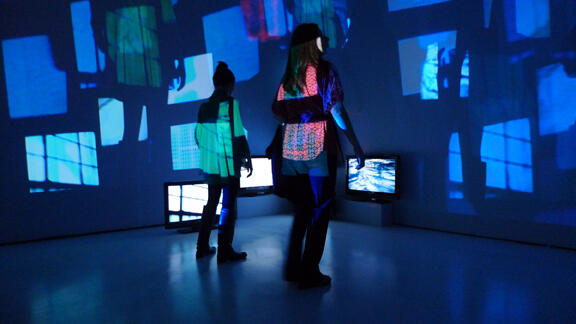 Nayda Collazo-Llorens 