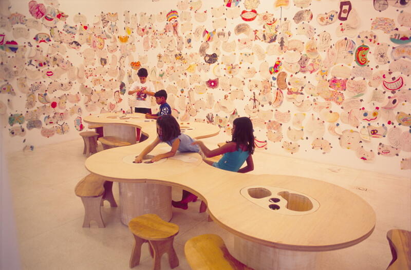 Ernesto Neto - Lugar da Criação e Semente Criada, 2002 