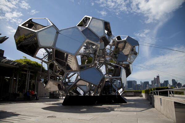 Tomás Saraceno