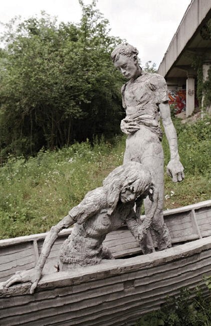 Adrián Villar Rojas: La inocencia de los animales en MoMA