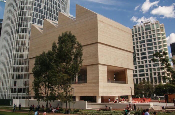 Museo Jumex Appoints Julieta González Chief Curator Museo Jumex Appoints Julieta González Chief Curator