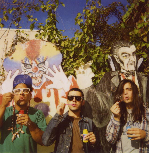 Jacuzzi Boys, Casa de los Trucos