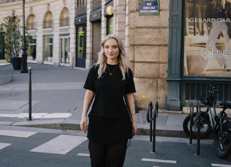 BEYOND THE ALGORITHM: GENEVIÈVE'S BESPOKE VISION FOR THE ART MARKET