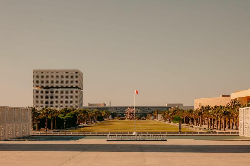 2025 AND THE ART MARKET: SIGNS OF STABILIZATION, NOT YET RECOVERY