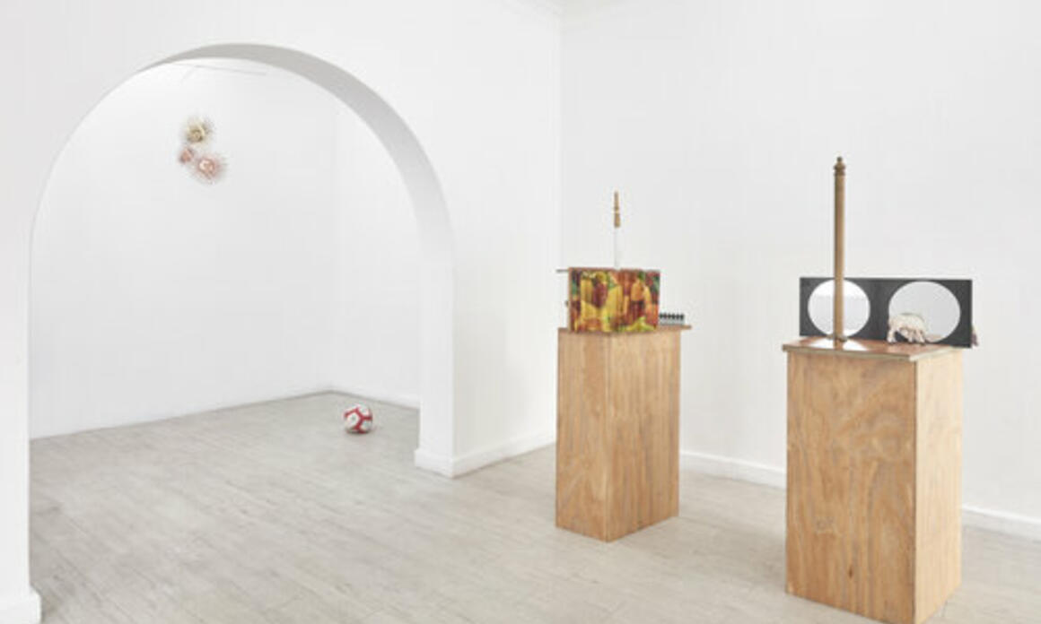 "Aquí no pasa nada", exhibition view. Ph: Juan Pablo Murrugarra.