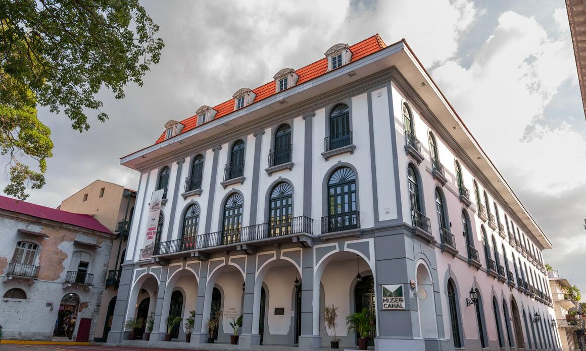 FORO IN PINTA PANAMÁ ART WEEK: FOUR LIVE-TALKS NOT TO BE MISSED