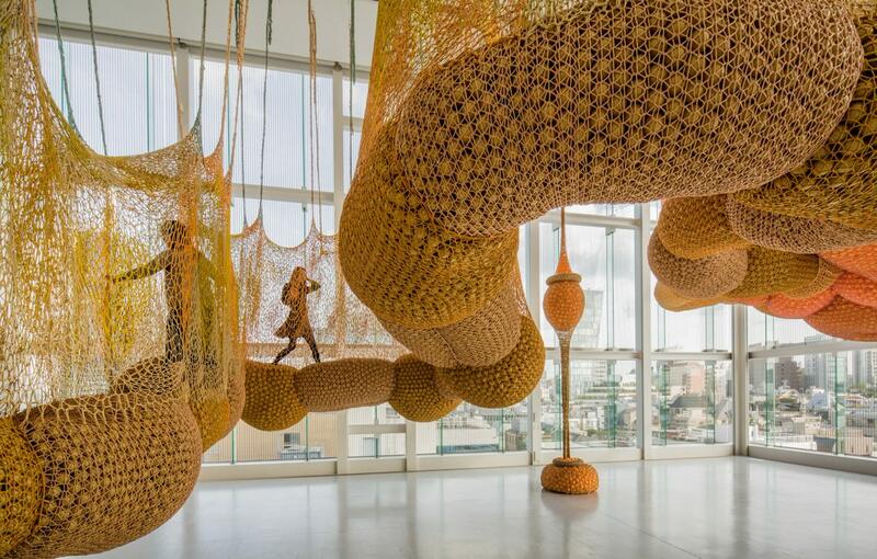 EL MUSEO DE HOUSTON COMISIONA UNA DE LAS OBRAS DE CROCHET MÁS GRANDES DE ERNESTO NETO HASTA LA FECHA