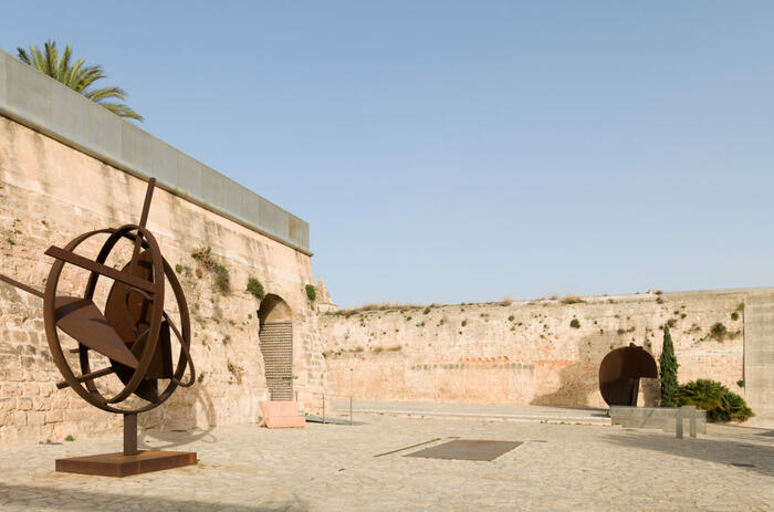 ES BALUARD MUSEU - EXPOSICIONES DE OTOÑO CON MIGUEL ÁNGEL CAMPANO Y TERESA MARGOLLES