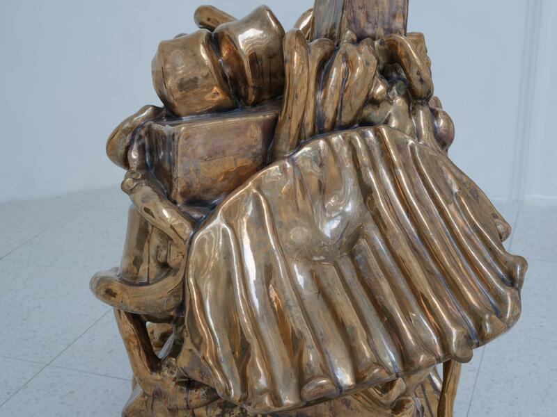 US SCULPTURES AMID CONTROVERSY AT THE VENICE BIENNALE