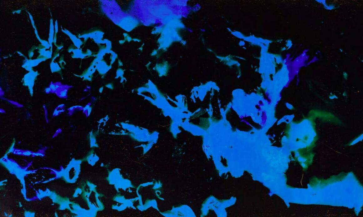 PLASTIC PRINTS IN ‘OCÉANOS’ – PENUMBRA FOUNDATION