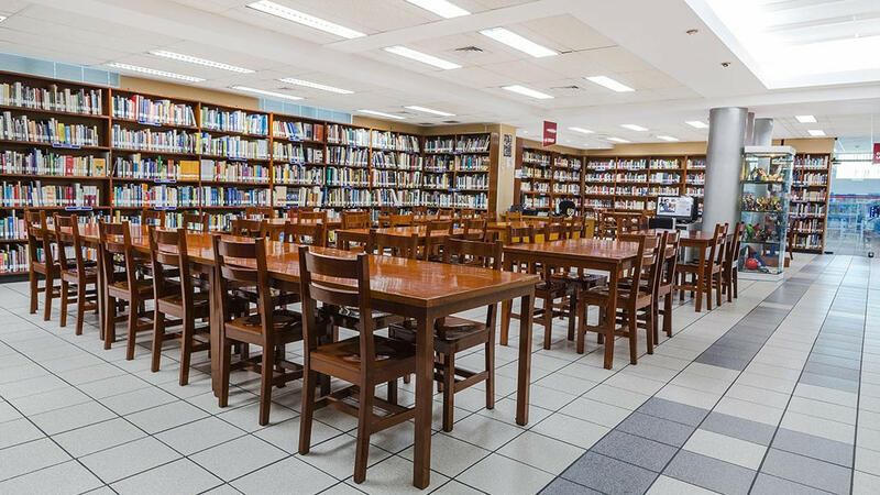 LIMA GATHERS SPECIALISTS FROM FIVE COUNTRIES TO DISCUSS THE FUTURE OF LIBRARIES