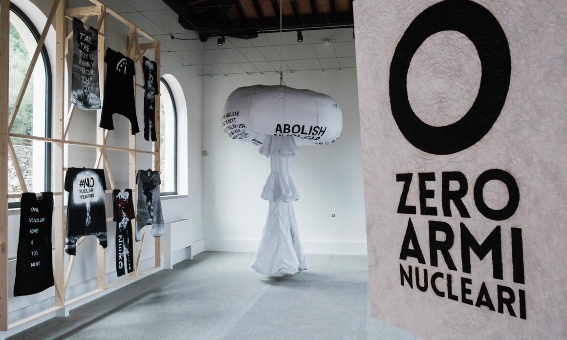 PEACE SYMBOLS AT ZERO ARMI NUCLEARI BY PEDRO REYES