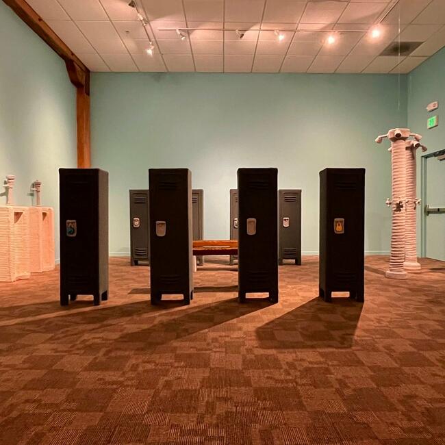 QUEER THREADS. THE TRAVELLING EXHIBITION THAT ARRIVED TO CALIFORNIA QUEER THREADS. THE TRAVELLING EXHIBITION THAT ARRIVED TO CALIFORNIA