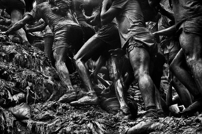 Gold- The Serra Pelada Gold Mine, Sebastián Salgado.