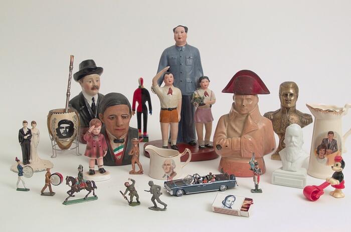 Last days to visit Breaking News by Liliana Porter