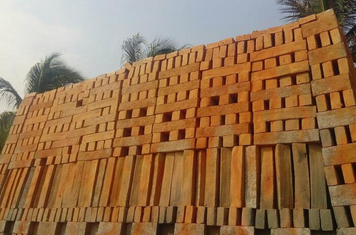A Wall ‘Made by Mexicans,’ for Visitors to tear down A Wall ‘Made by Mexicans,’ for Visitors to tear down