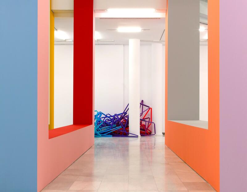 A BRIDGE BETWEEN PAINTING AND ARCHITECTURE A BRIDGE BETWEEN PAINTING AND ARCHITECTURE