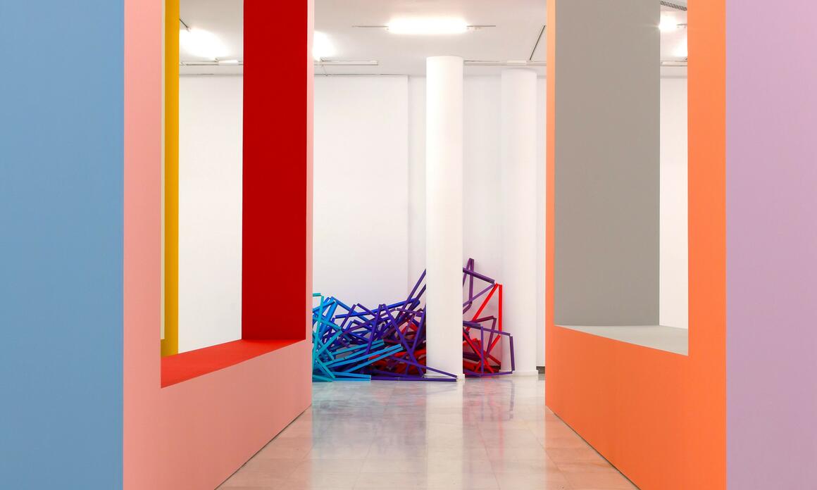 A BRIDGE BETWEEN PAINTING AND ARCHITECTURE