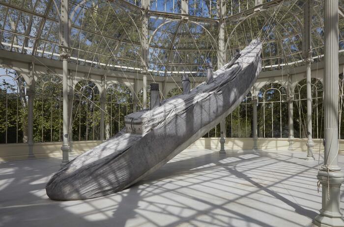 Damián Ortega, El cohete y el abismo [The Rocket and the Abyss]. Exhibition view. Palacio de Cristal, Parque del Retiro. May 2016. Photograph: Joaquín Cortés/Román Lores.  Museo Nacional Centro de Arte Reina Sofía