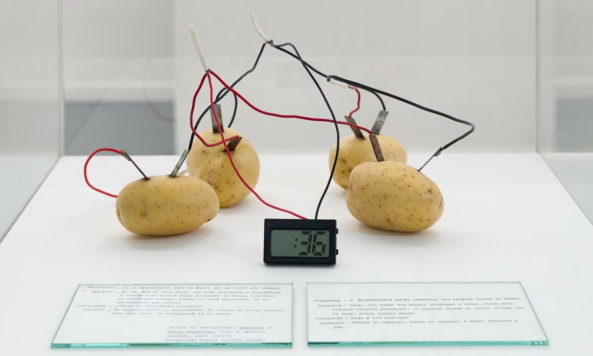 POTATOES AND PREMONITIONS: GRIPPO’S SUBTLETY AT ESPACIO FAN