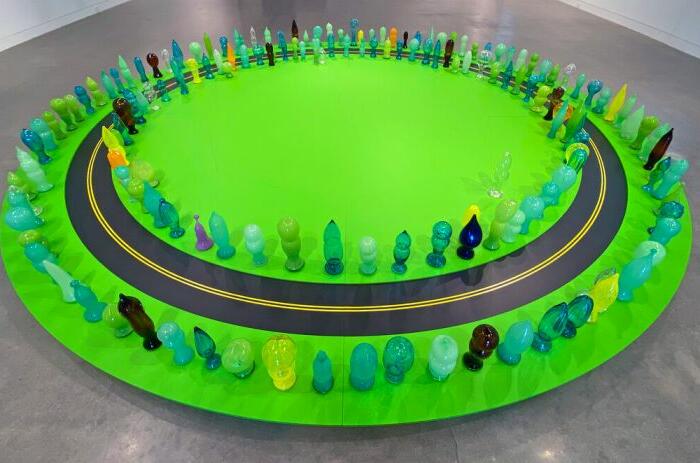 A SHARED AND OPTIMISTIC FUTURE IN LANDSCAPE AND HIERARCHIES, THE EXHIBITION BY ALEXANDRE ARRECHEA. A SHARED AND OPTIMISTIC FUTURE IN LANDSCAPE AND HIERARCHIES, THE EXHIBITION BY ALEXANDRE ARRECHEA.